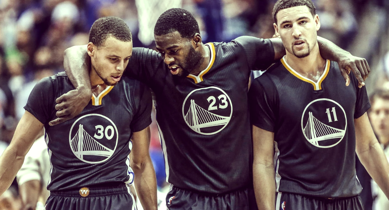 勇士队主帅对球员阵容进行大调整,引发热议 勇士队主帅对球员阵容进行大调整,引发热议