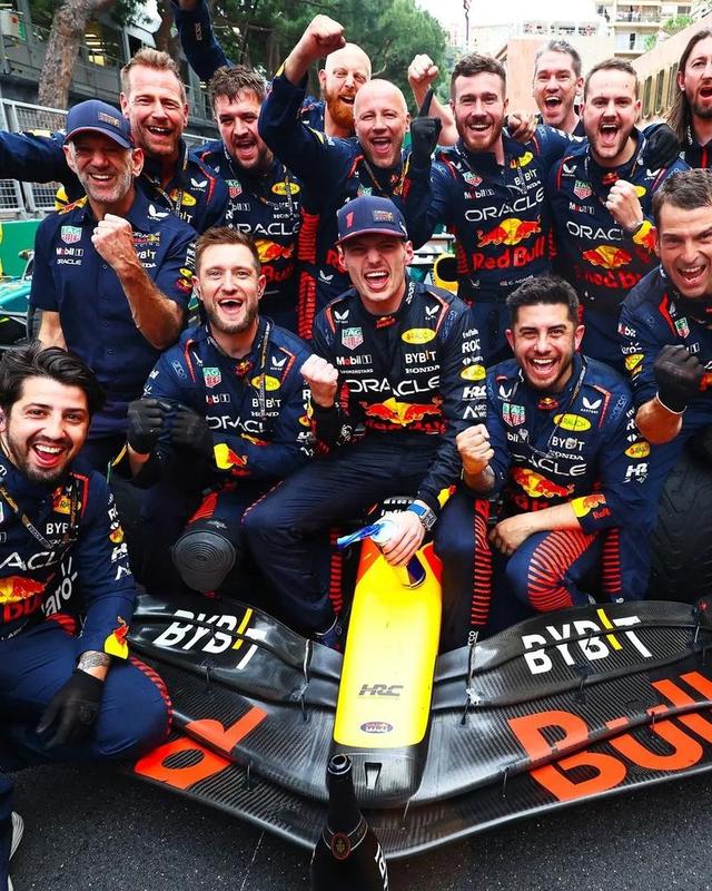 威廉姆斯力克索伯车队,维斯塔潘状态火热 威廉姆斯力克索伯车队,维斯塔潘状态火热