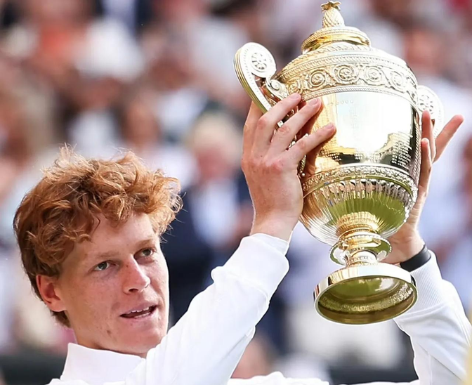 蒙特卡洛大师赛险胜拉沃尔杯,辛纳点燃赛场 蒙特卡洛大师赛险胜拉沃尔杯,辛纳点燃赛场