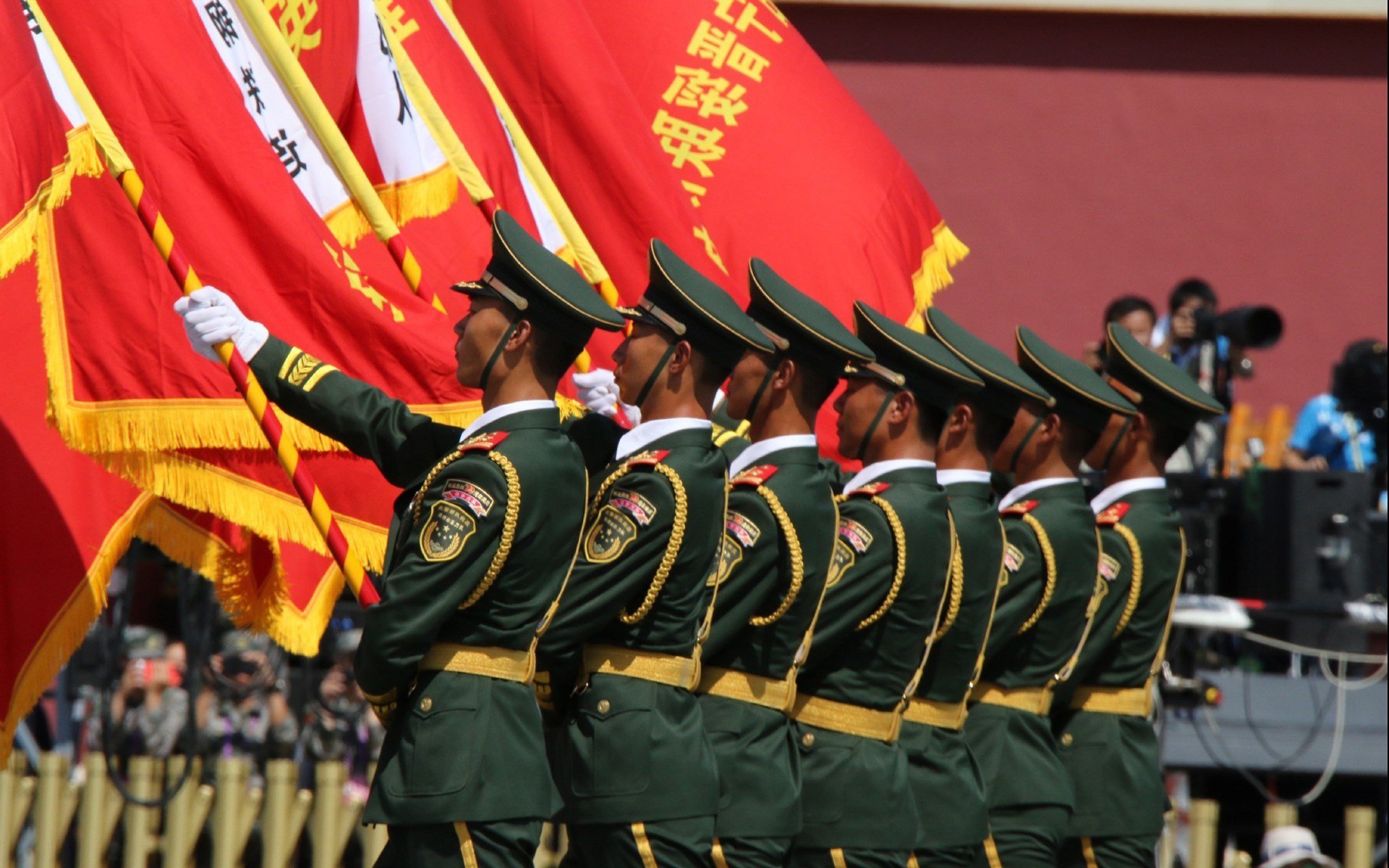 三分钟，两个进球，一个专属罗德里的王座