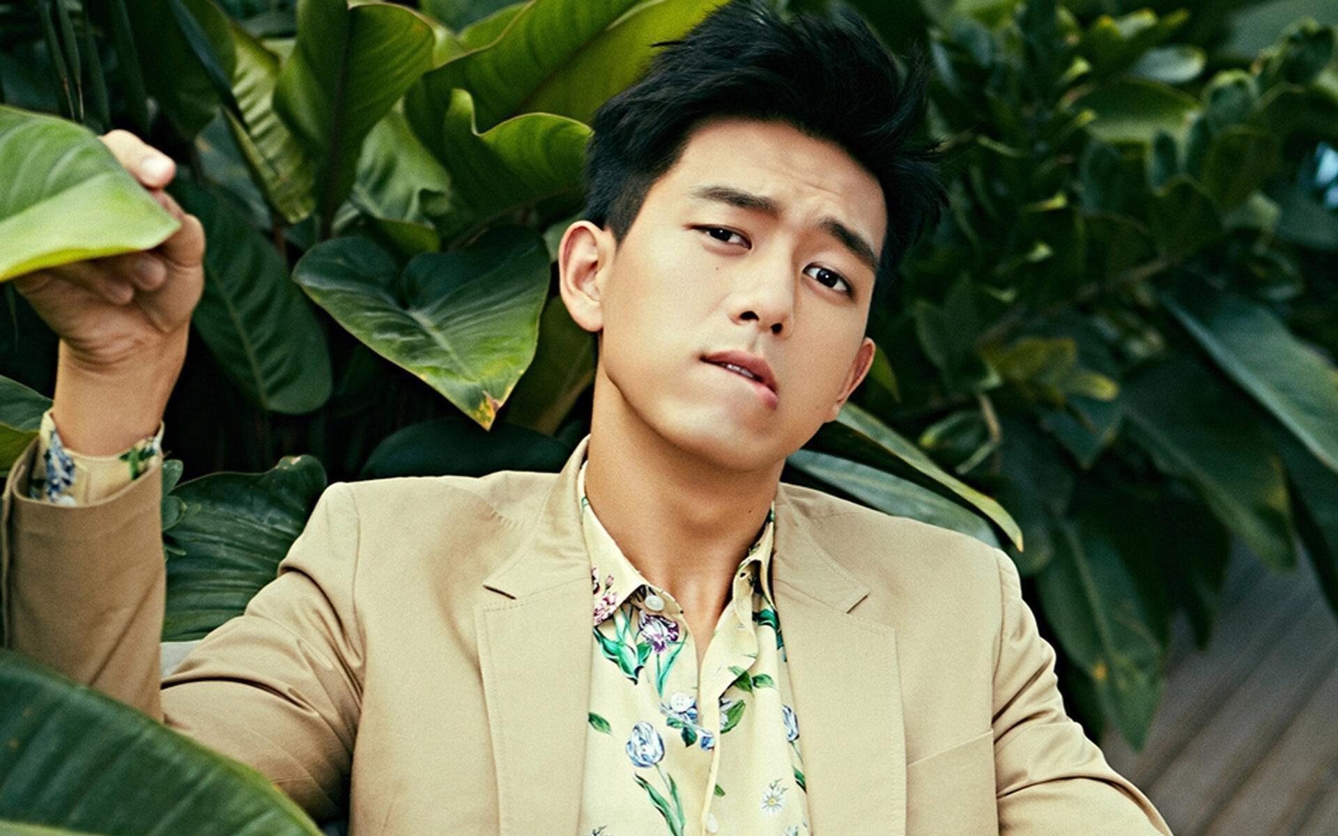 草根逆袭与孤胆英雄，山西队末节逆转鹈鹕，哈利伯顿空砍全场最佳